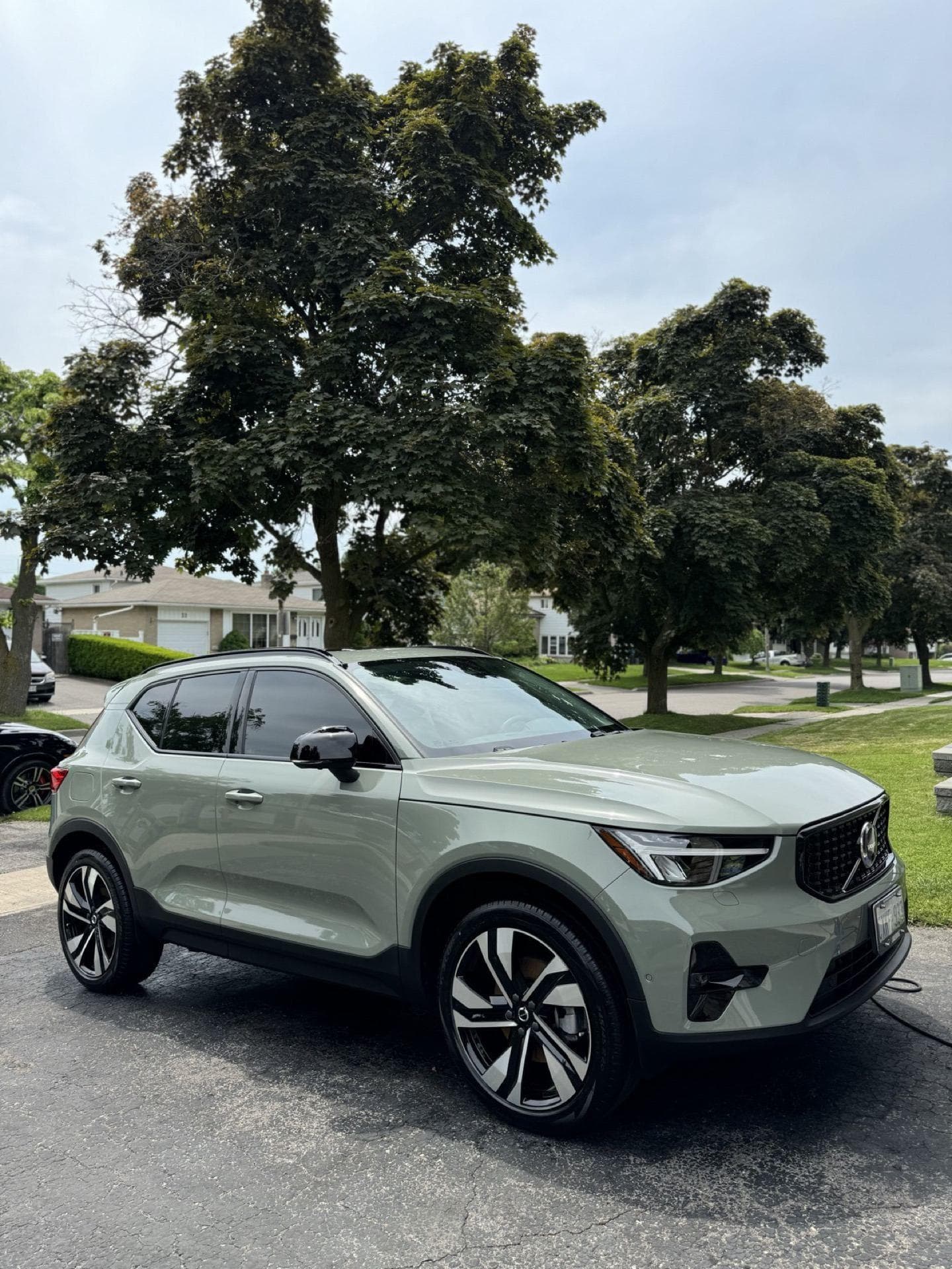 Engine Bay Cleaning in Scarborough: What a Proper Detail Actually Involves
